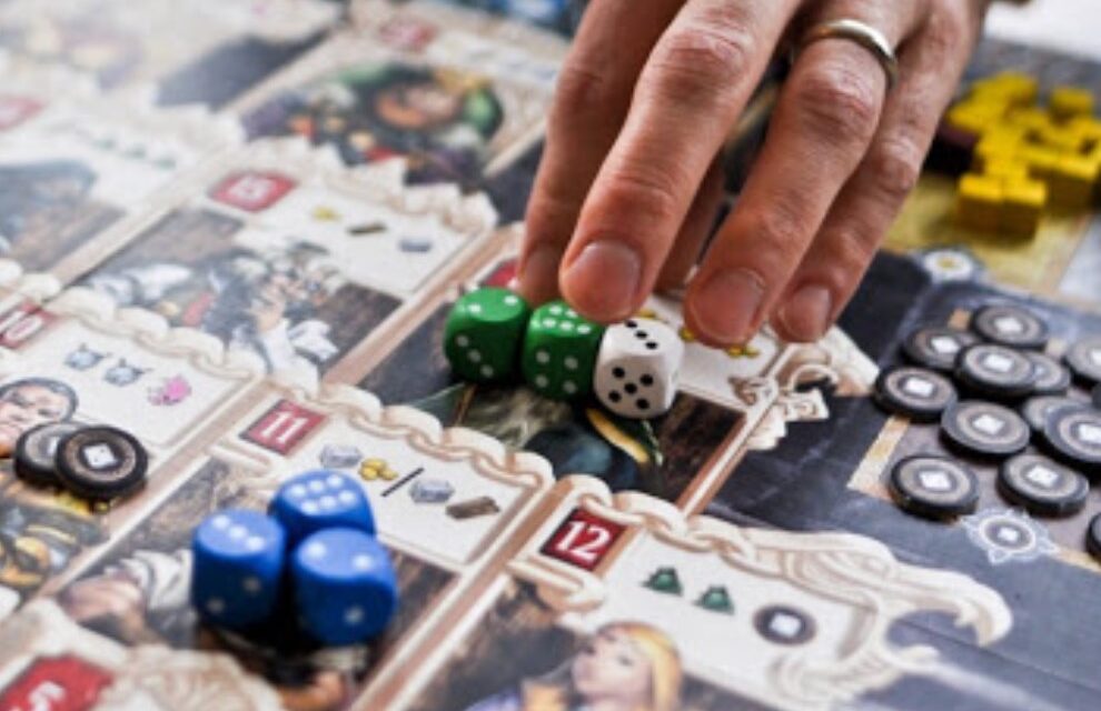9+1 giochi in scatola per viaggiare in Italia