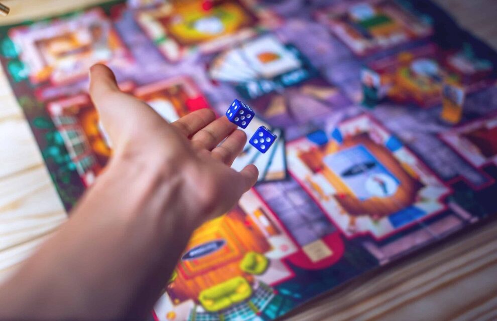 9+1 giochi in scatola per viaggiare in Europa
