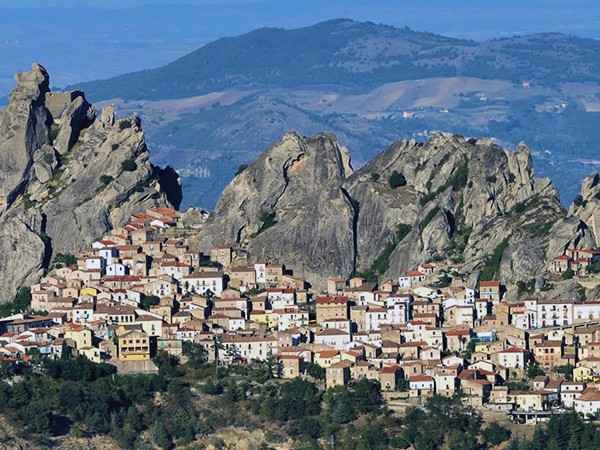 castelmazzano