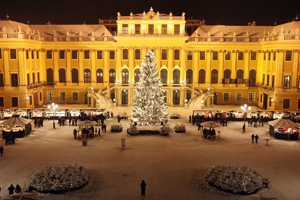 Mercato-Natale-Schoenbrunn