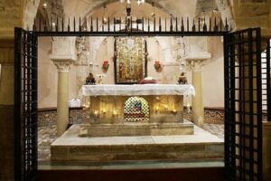 cripta basilica bari