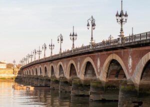 le Pont de Pierre