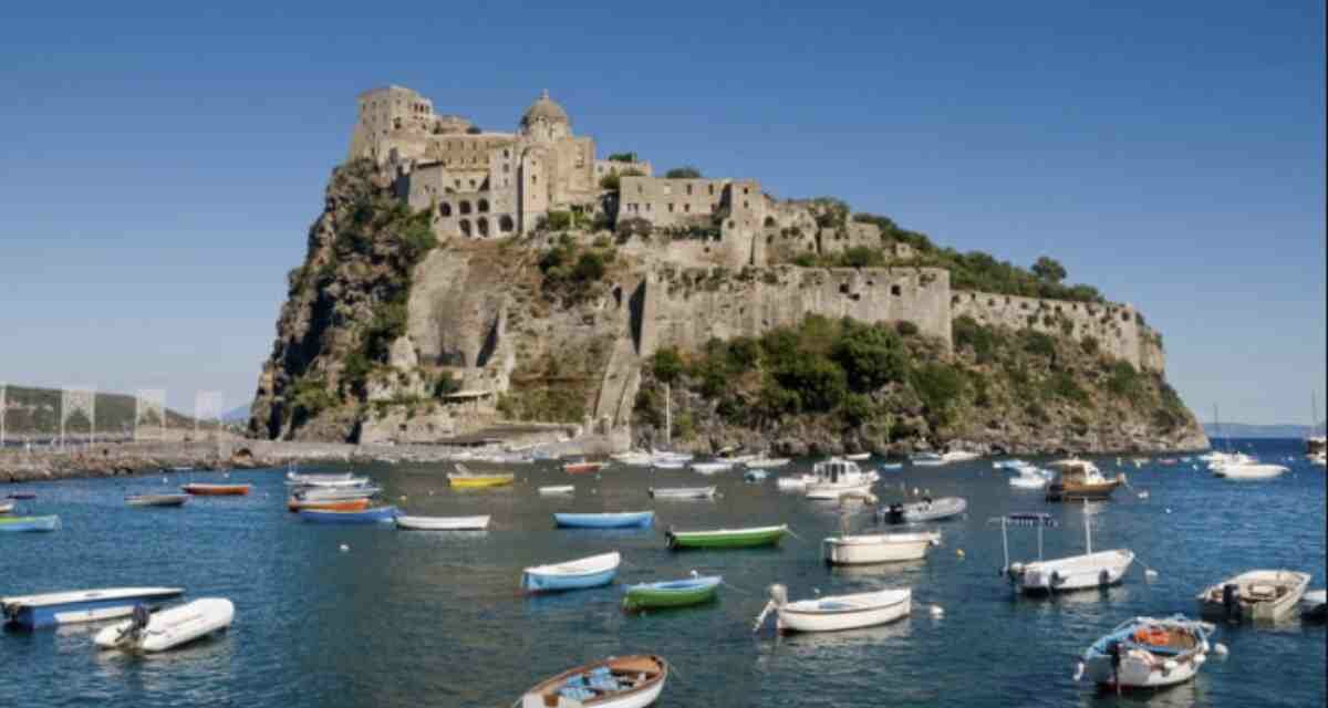 Questa è l’isola più bella al mondo, si trova a un passo da Roma: nessuno te lo ha mai detto