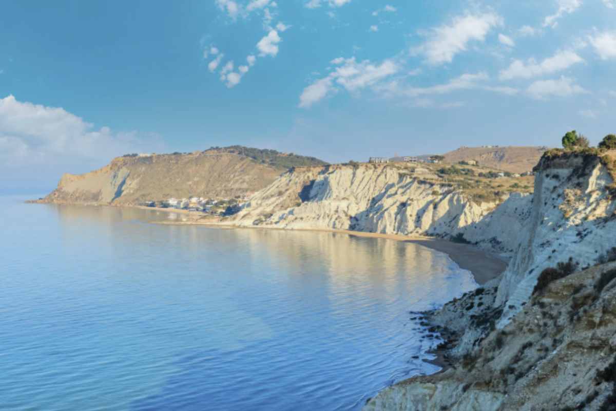 La Sicilia mantiene intatto il suo fascino anche durante l’inverno, periodo ideale per visitare senza fretta i suoi tesori.