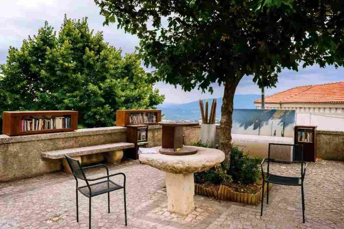 Borgo dove soggiorni gratis con un libro